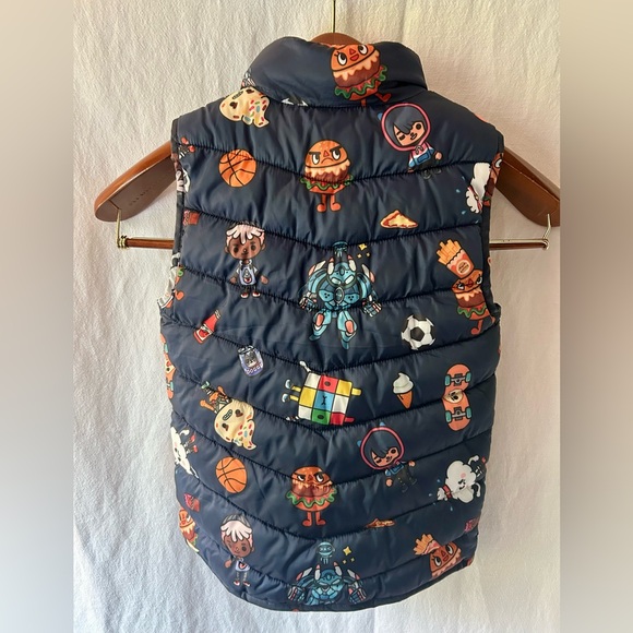 H&M Toca Life Kids Puffer Vest Navy 4-6Y 4T 5T 6T Cartoon Burger Allover Print - Picture 2 of 3